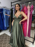 VESTIDO ALCINHA COM DECOTE FENDA LISO